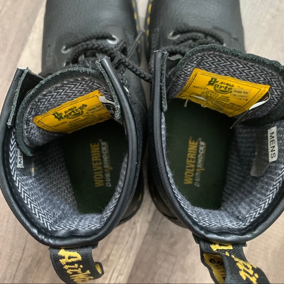 Dr. Martens Icon 7B10 Steel Toe Black Boots - Picture 7 of 10